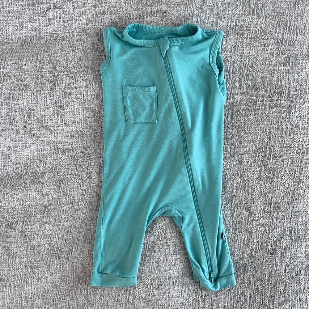 Kyte Baby Bamboo Zippered Sleeveless Romper in Jade